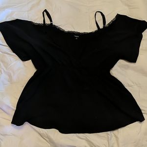 Torrid size 3 blouse